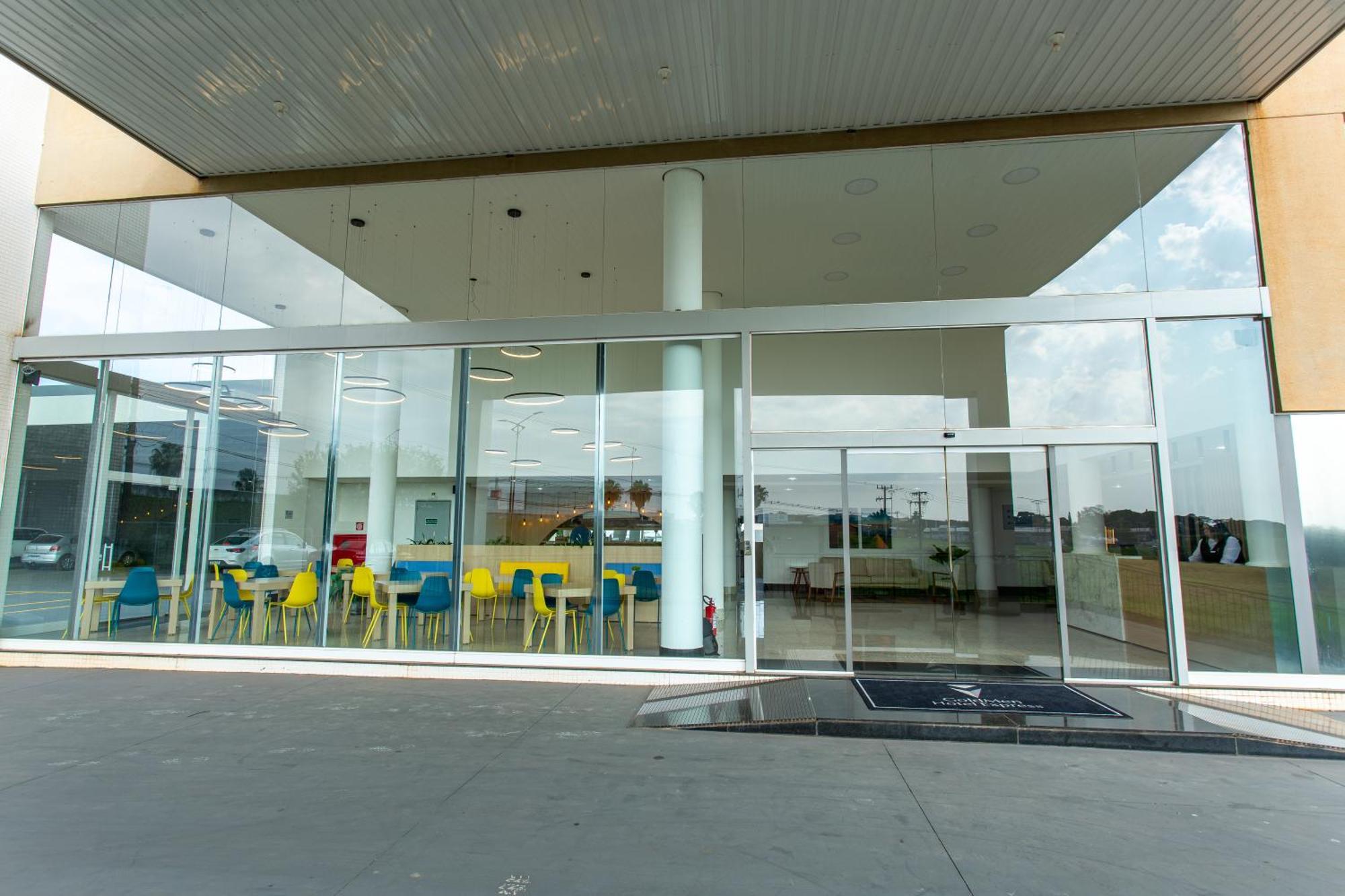 Goldmen Express Hotel